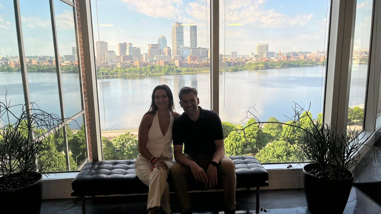 Amaia y Mariano, en el interior del MIT