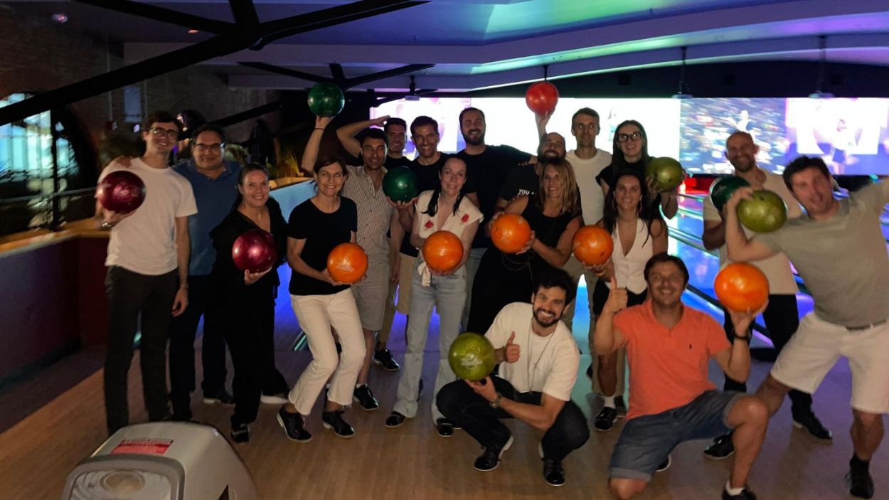 No todo fue formación, también hubo tiempo de ir a la bolera