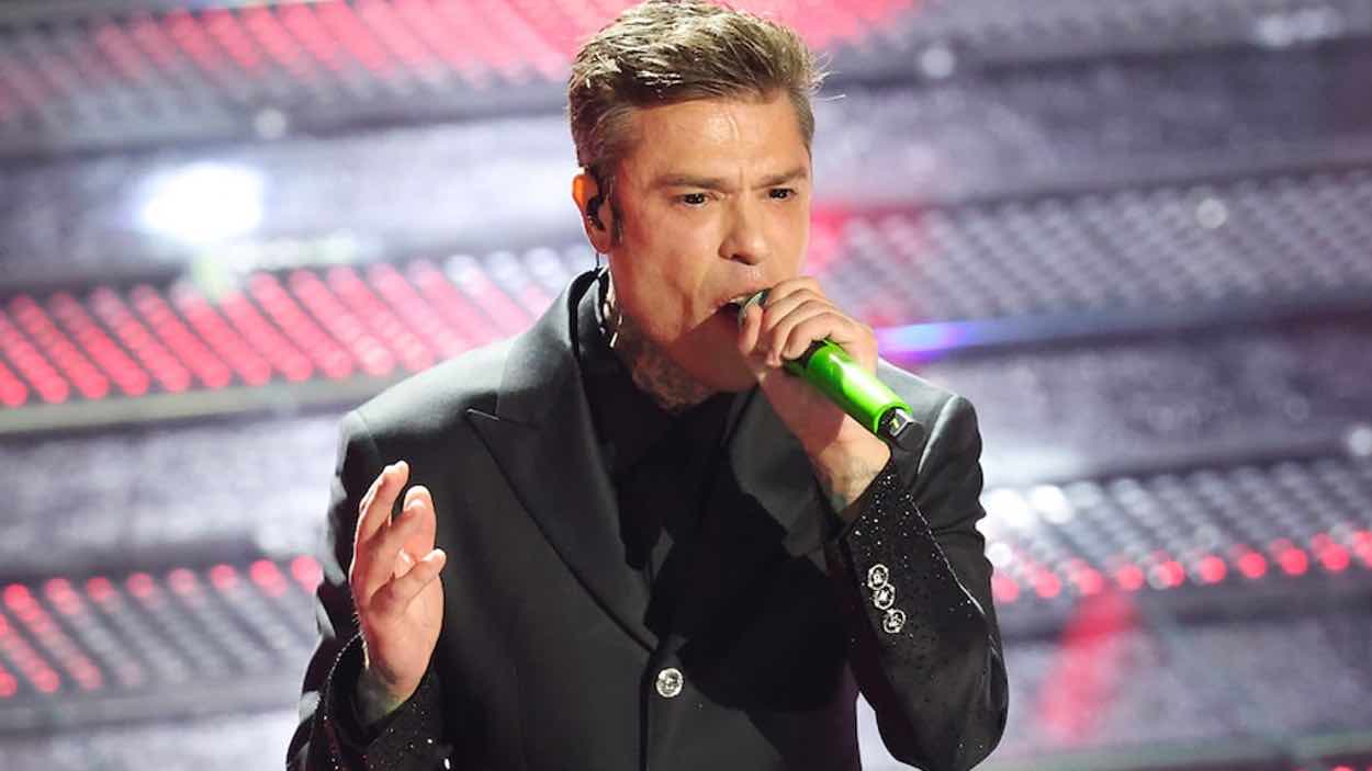 Fedez, participante de Sanremo 2025. RAI